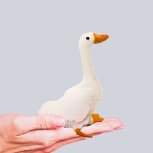 Pattern Felt Goose Pattern Hand Sew Ornament Baby Mobile Goose Decor Fairytale Nursery Farm Baby Felt Pattern DIY Easy PNG image 1