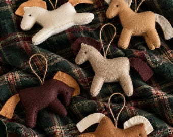 Handmade Felt Horse Christmas Ornament, Equestrian Christmas Decor, Rustic Horse Tree Ornament, Horse Lover Gift, Farmhouse Holiday Decor