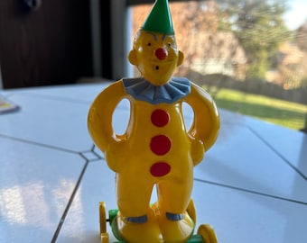 Rosbro plastic clown pull toy candy container