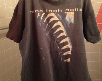 nine inch nails now I’m nothing Tシャツ Nine Inch Nails - Now I'm Nothing - Black T-shirt | eBay