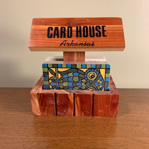 The card house Arkansas souvenir mod owl playing card holder NOS