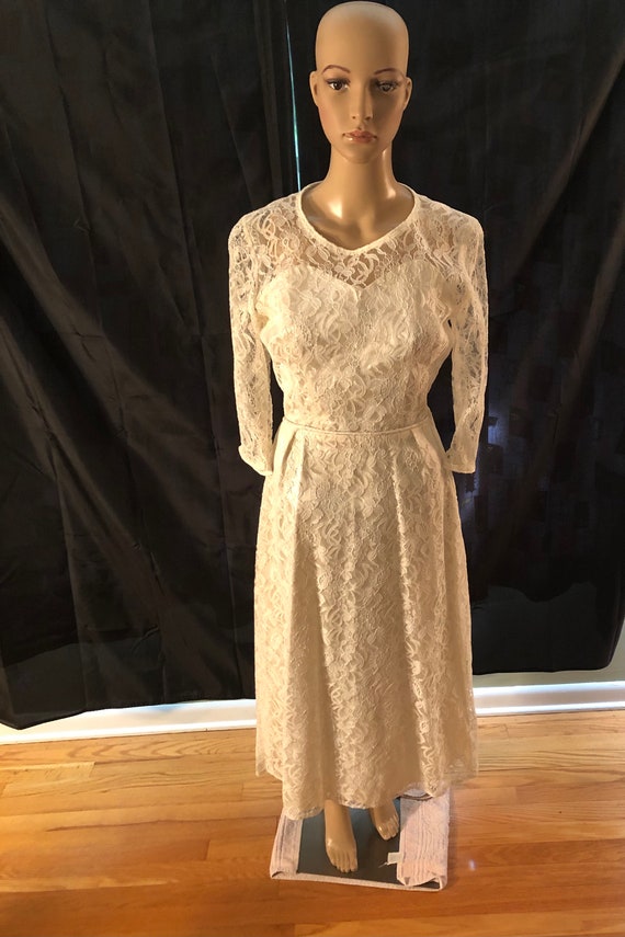 Vintage ivory lace overlay 50’s wedding dress - image 1