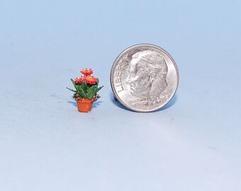 1:48 scale * 1/4 inch scale dollhouse miniature-Gerbera Daisy