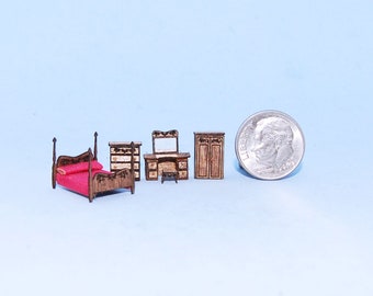 1/144th inch scale dollhouse miniature-Chloe's Bedroom