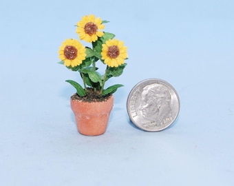 1:24 scale * 1/2 inch scale miniature-Sunflowers