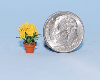 1:48 scale * 1/4 inch scale dollhouse miniature-Daffodils