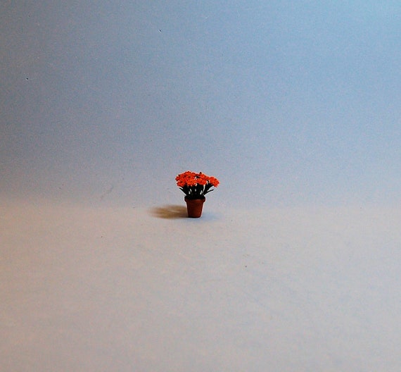 Dollhouse miniature DIY 1//2 scale laser cut geranium flowers