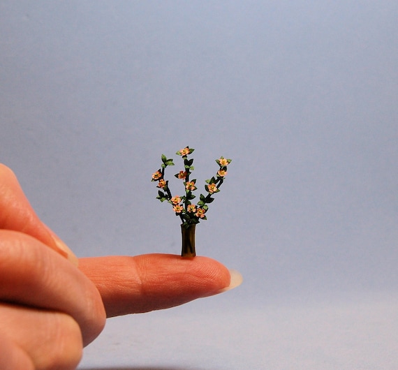 Dollhouse miniature DIY laser cut 1//4 scale Amaryllis flower