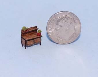 1:144 scale * 1/144th inch scale dollhouse miniature-Potting Bench