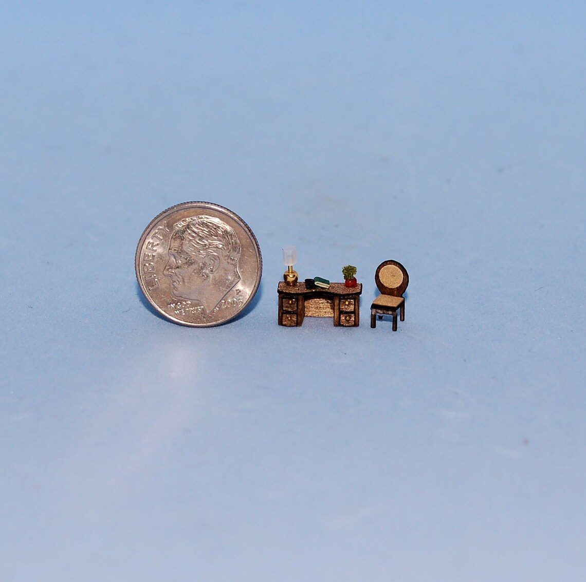 1:144 Scale 1/144th Inch Scale Dollhouse Miniature-desk and - Etsy