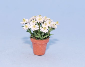 1:24 scale * 1/2 inch scale dollhouse miniature-Daisy Plant