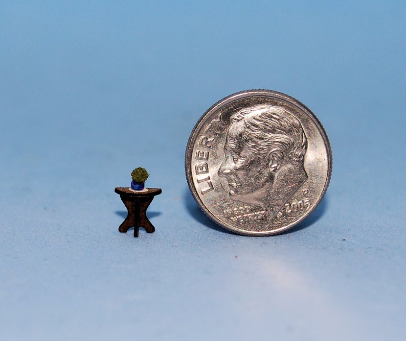 1:144 Scale 1/144th Inch Scale Dollhouse Miniature-round - Etsy