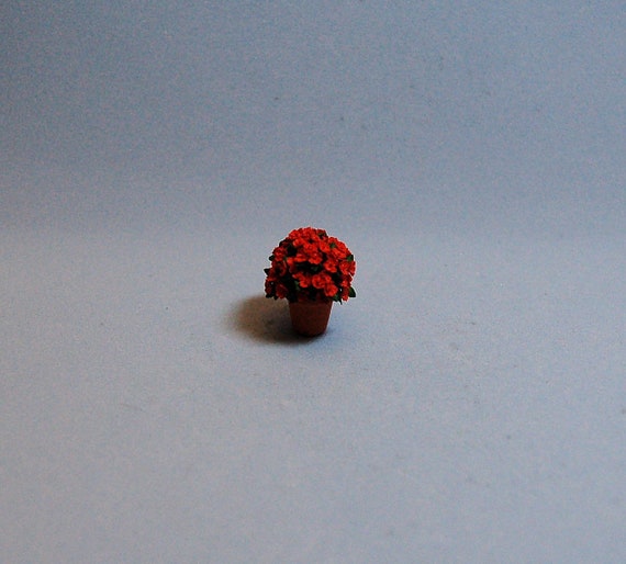 Dollhouse miniature DIY 1//2 scale laser cut geranium flowers