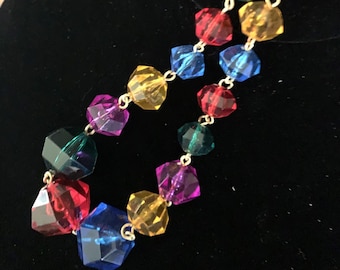 Echte Lucite Nie getragen Weinlese-Halskette helle Multicolor-Perlen 18 Zoll Goldton-Verschluss - schön! #601