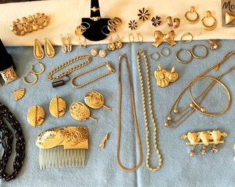 Gold Market 58pc NEVER WORN Vintage Jewelry Lot  AMAZING Price!   Rings Bracelets + Much More! #L110