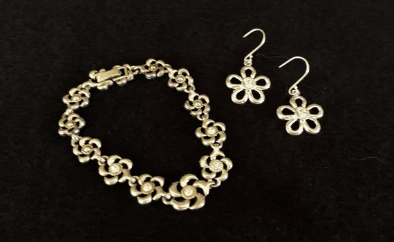 Silver Faux Diamond Flower Bracelet and Earrings … - image 1