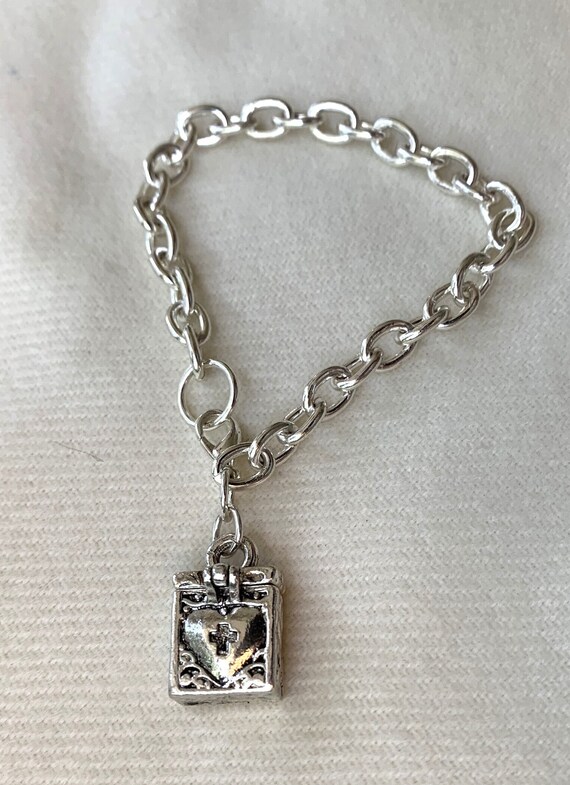 Silver STASH Box Container Charm Opens Bracelet V… - image 5