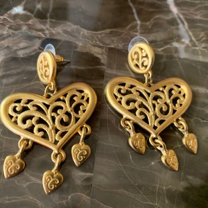 Rare Designer JJ Jonette signed Heart Earrings NEVER WORN Only Stored Artifacts Brushed Gold Pierced #200