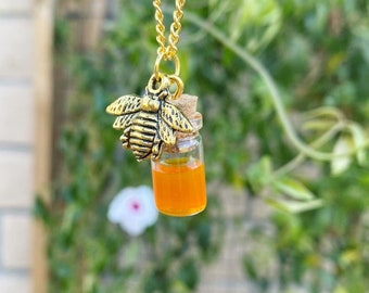 Honey jar gold bee cheap necklace