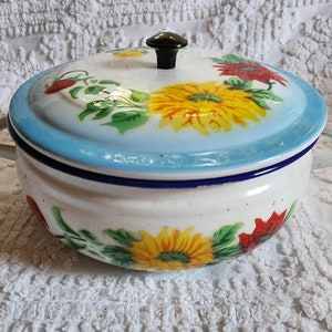 Vintage Bumper Harvest Enamelware Tureen / Covered Dish with Sunflowers