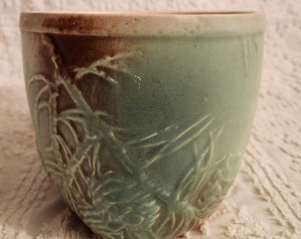 Vintage McCoy Flower Pot / Jardiniere / Planter Rustic Line with Pinecones