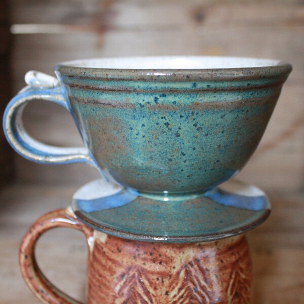 Floating Blue Speckled White Pour Over