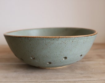 The Berry Bowl - KJ Pottery