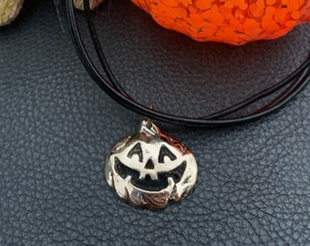 Pumpkin Pendant Necklace - Jack O Lantern