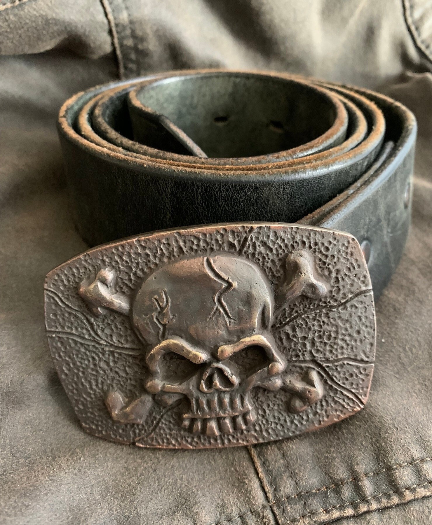 Antique Silver Skull and Crossbones Belt Buckle Inlaid in