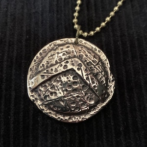 Spartan Shield Pendant Necklace - Molon Labe - Solid Bronze