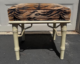 Vintage Faux Bamboo Vanity Stool Chair Bench Seat Hollywood Regency Antique Makeup Chair Cushion Prop Dressing Boudoir Bathroom Seating