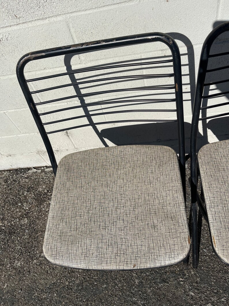 Set of 4 Folding Chairs Metal Vintage Antique Waiting Room Theater Stadium Seats Row Rustic Farmhouse Primitive Seating Chair Bench Country image 4