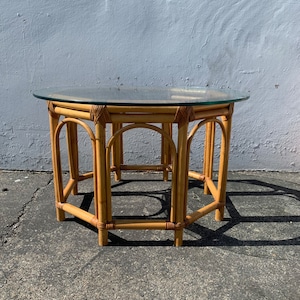 Boho Rattan Coffee / Side Table Bohemian Chic Style Accent Stand Chippendale Chinese Bamboo Palm Beach Chinoiserie Hollywood Regency Beach