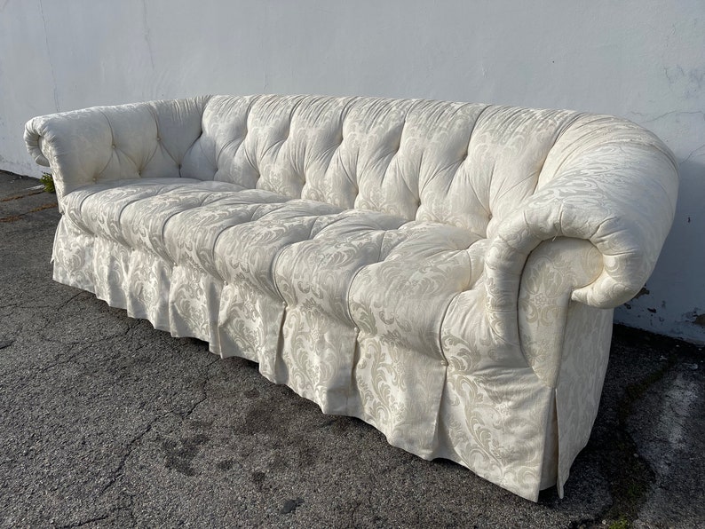 Vintage Tufted Fabric Chesterfield Sofa Couch Loveseat Lounge Seating Settee Rolled Arm Upholstered Elegant Formal Living Hollywood Regency image 4