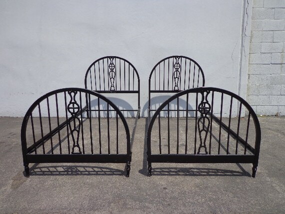 2 Antique Twin Beds Traditional Single Black Metal Bedroom Kids