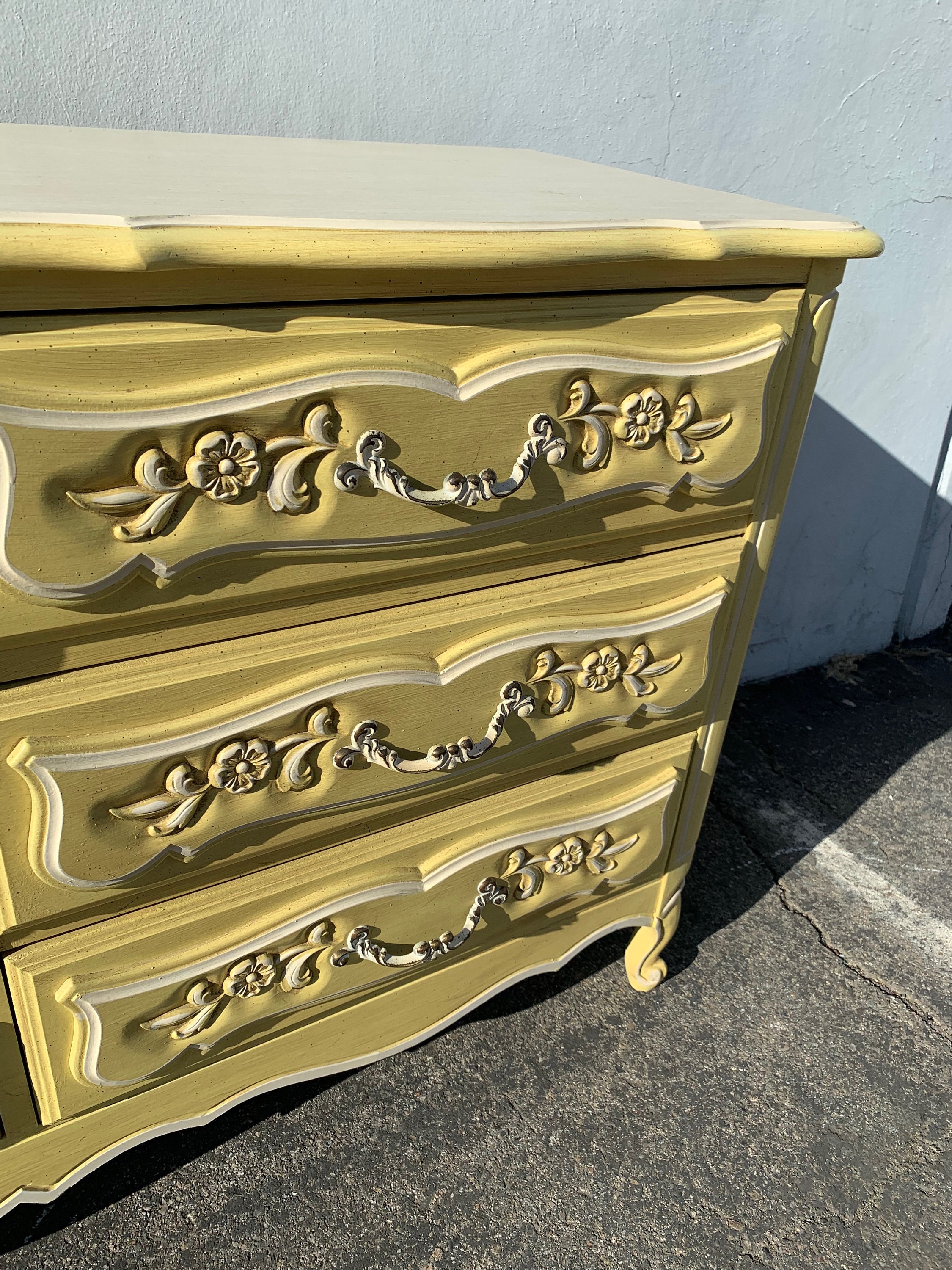 French Provincial Dresser Buffet Tv Stand Console Table Chest of