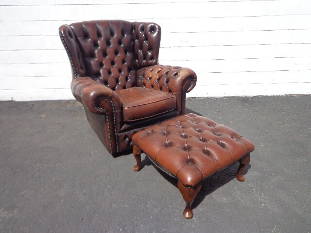 Handsome Tufted Leather Wingback Chair Armchair Matching