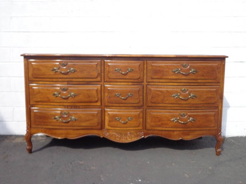 Dresser Thomasville French Provincial Tv Media Table Chest Drawers Shabby Chic Buffet Media Console Bedroom Set Storage Custom Paint Avail