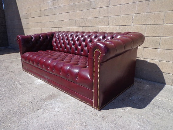 Vintage Leather English Chesterfield Sofa Couch Loveseat Chesterfield Sofa Couch Loveseat, Tufted Leather Sleeper Sofa