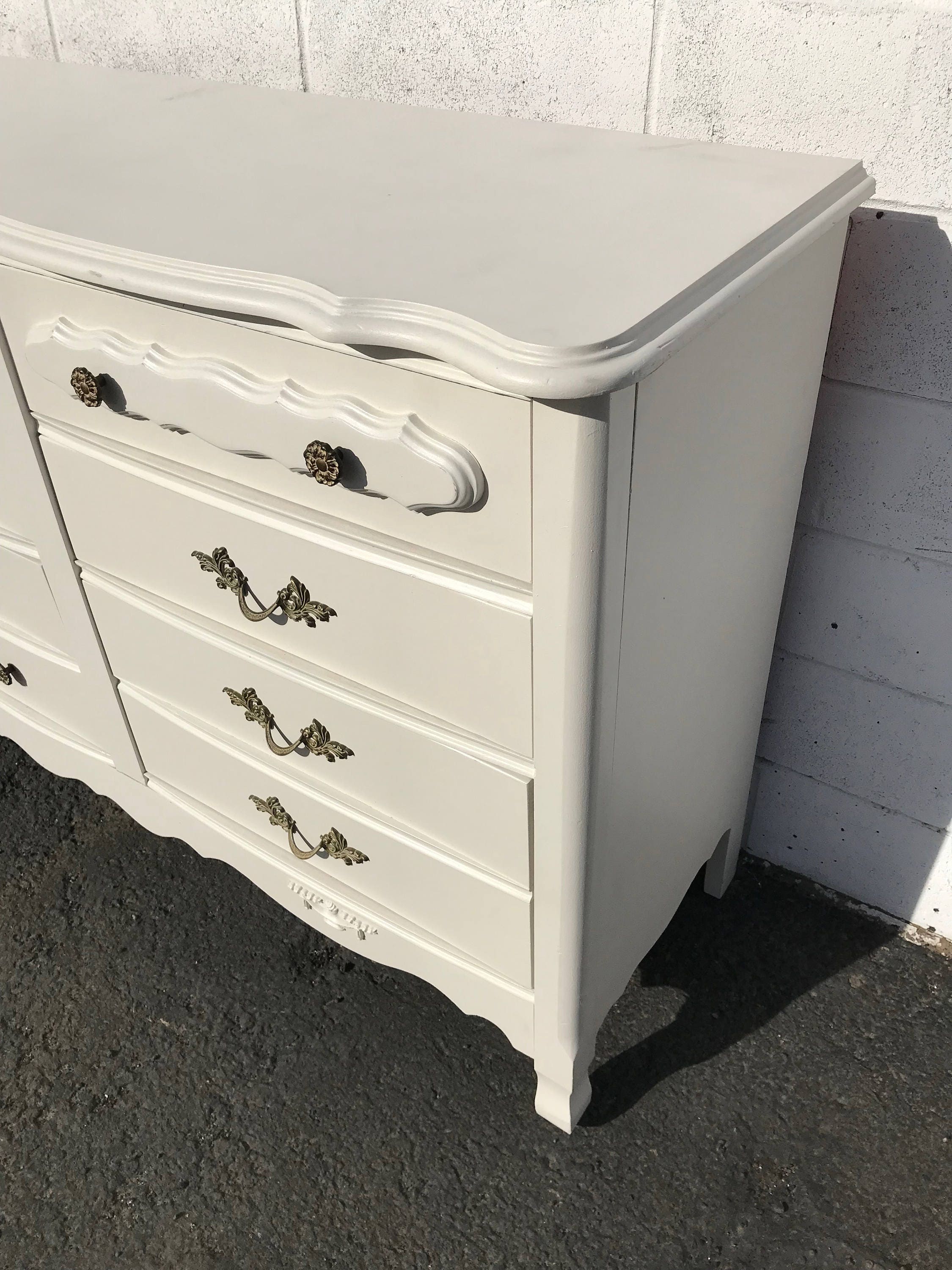 Dresser French Provincial Buffet Tv Stand Console Chest