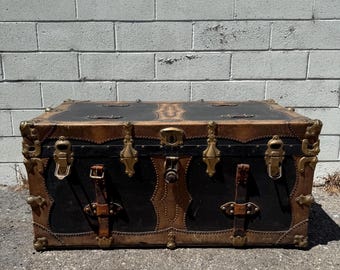 Antique Trunk Hulbert Bros Vintage Storage Rustic Steamer Locker Coffee Table Hope Chest Blanket Bed Bench Wood Cottage Coastal Primitive
