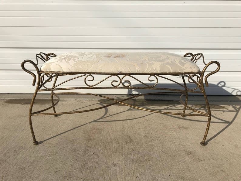 Bench Bed Vintage Vanity Wood Seating Tufted Hollywood Glam Regency French Provincial Seating Bedroom Upholstered Boudoir Chair Chic Dining
