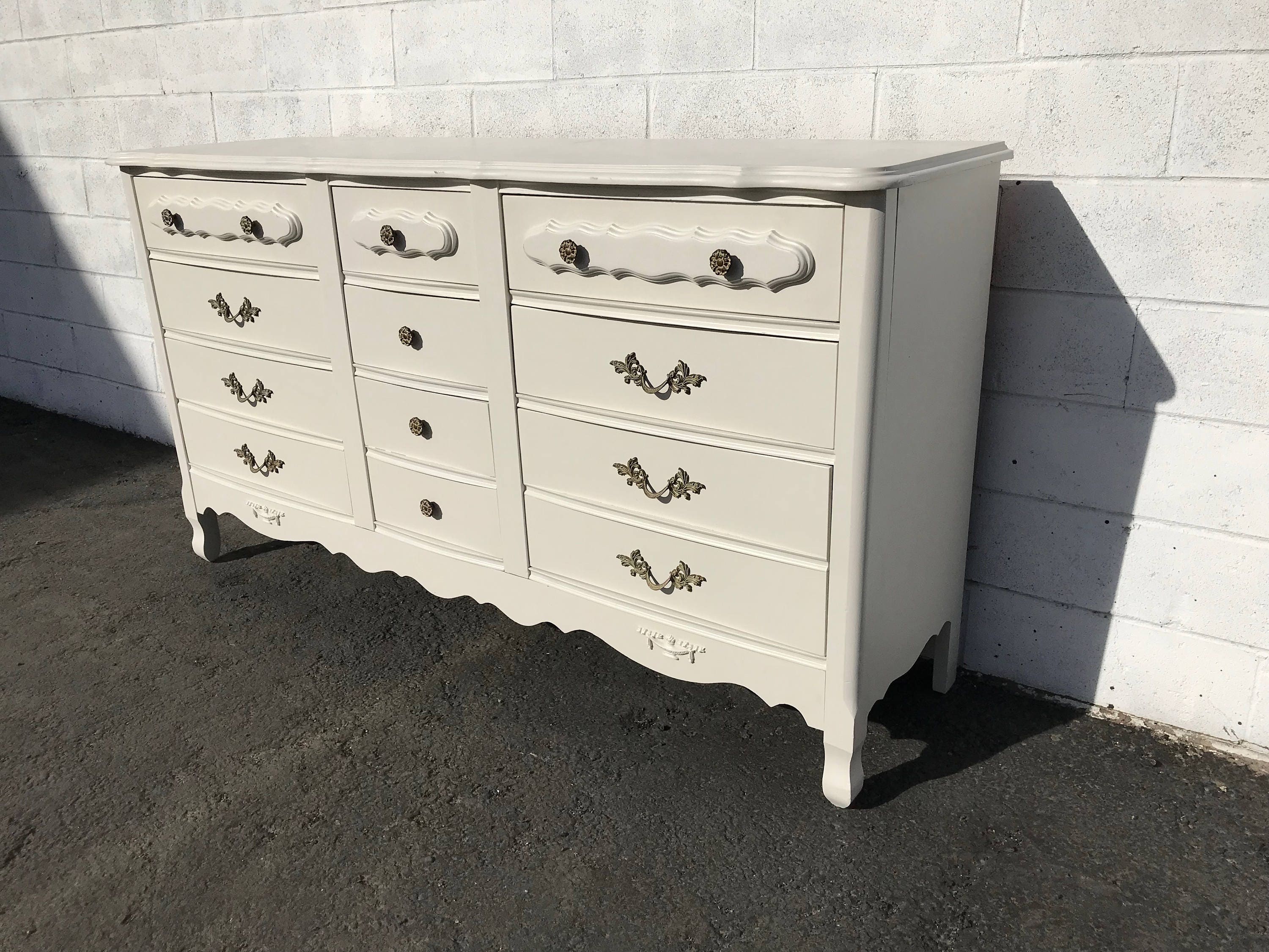 Dresser French Provincial Buffet Tv Stand Console Chest