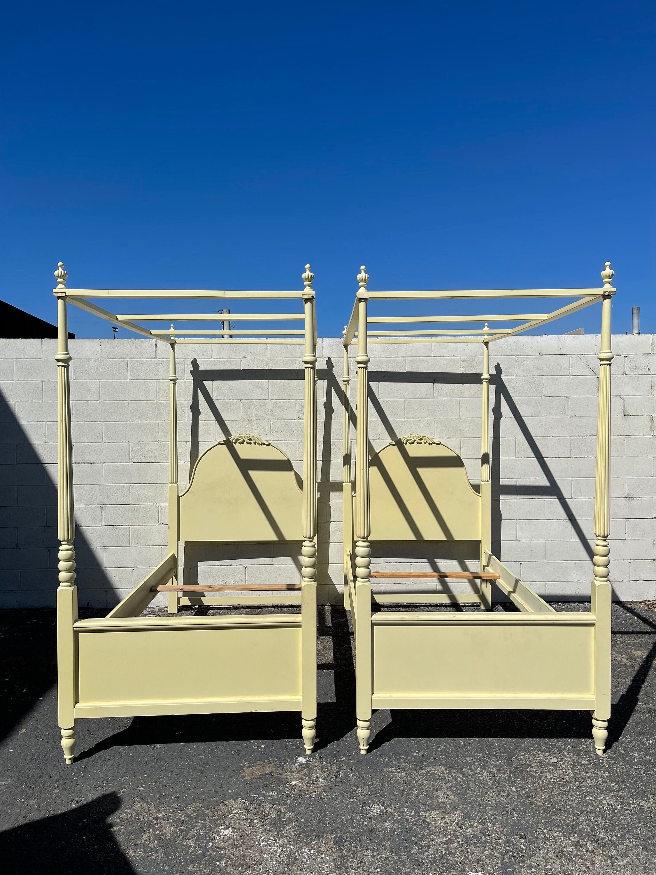 2 Twin Beds Antique Traditional Canopy Single Spindle Bedroom Kids