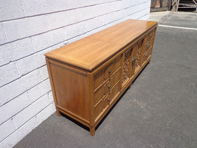 Dresser Vintage Thomasville Tamerlane Furniture Asian Chinoiserie