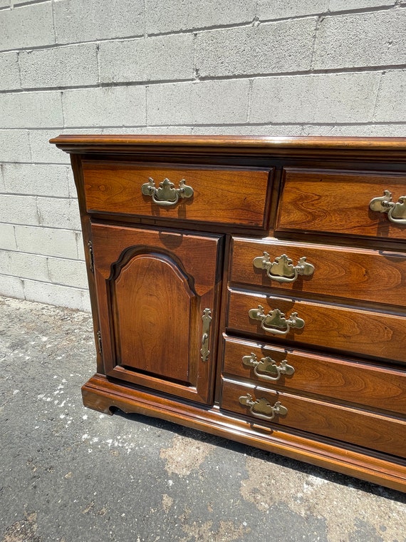 Bernhardt buffet table online