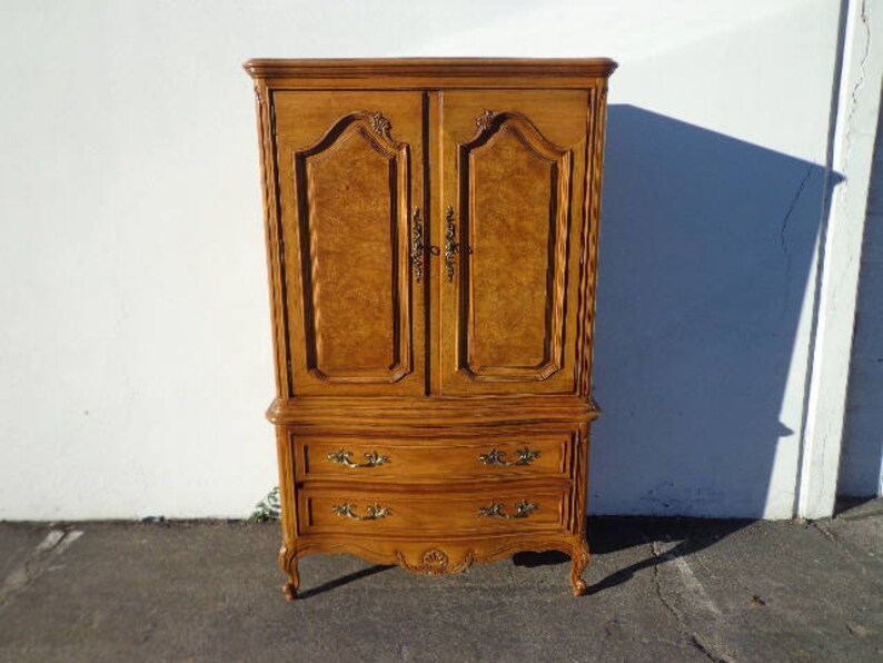 Thomasville French Provincial Dresser Chest Drawers Shabby Chic Mid Century Buffet Media Console Bedroom Set Storage Custom Paint Avail