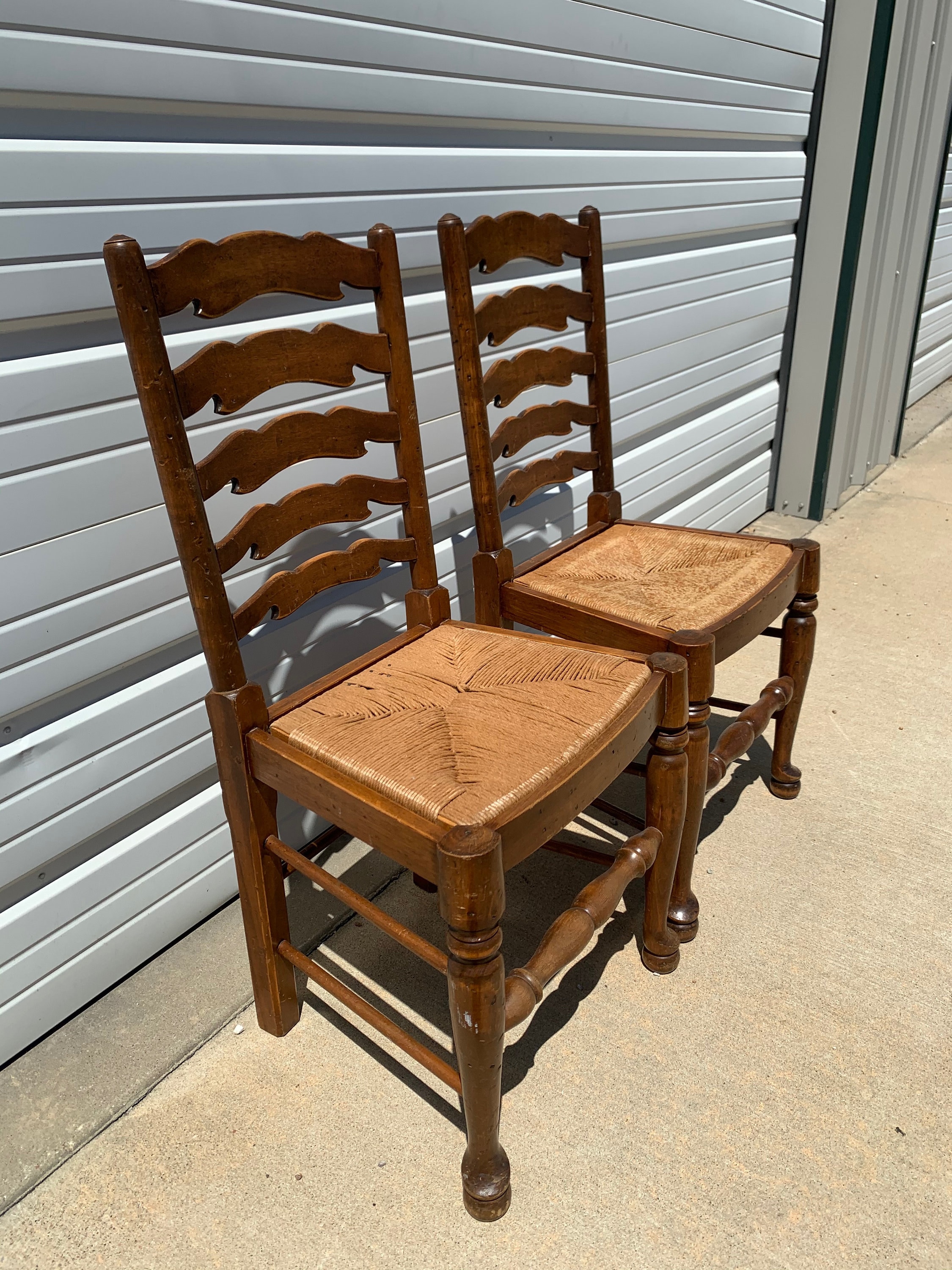 2 Antique Ladderback Rush Seat Dining Chairs Vintage Chair Kitchen