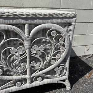 Antique Vintage Wicker Fiddlehead Storage Trunk Coffee Table Blanket Chest Boho Chic Bohemian Woven Decor Storage Bench Decoration Weave image 9