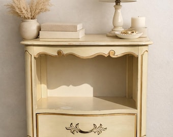 Dressers Nightstands
